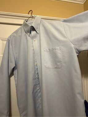 Classic Button-Down Light Blue Dress Shirt with Chest Pocket